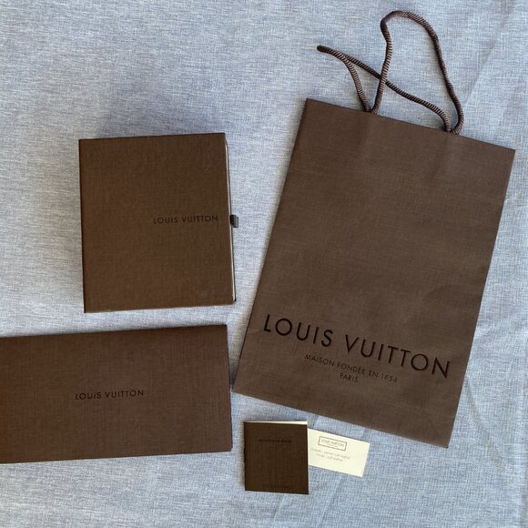 Louis Vuitton Wallet Packaging Set - Picture 3 of 14